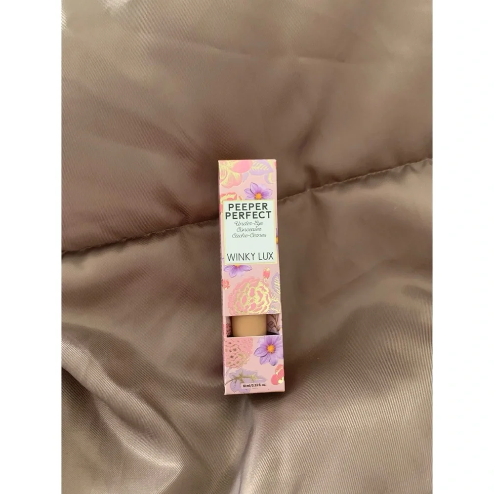 Winky Lux Concealer Makeup NWT